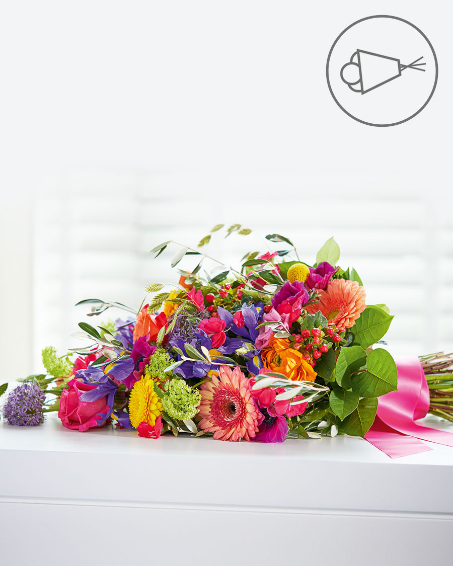 Life to remember Sympathy bouquet Sympathy & funeral Interflora