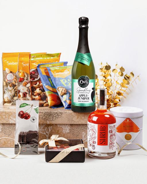 Luxurious gift box with apple-juniper sparkling drink and raspberry Shrub (alcohol-free)