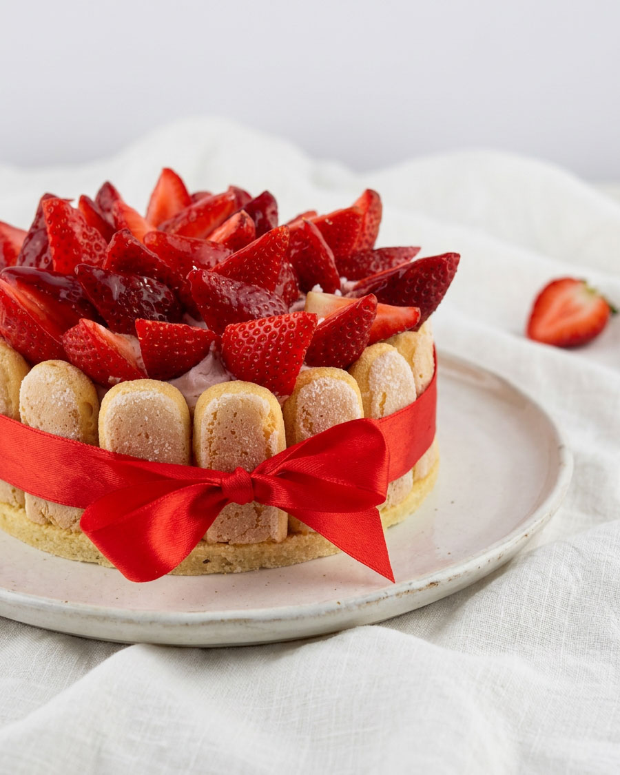 Strawberry cake